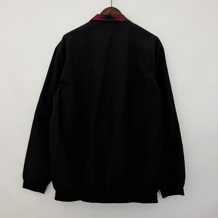 2022 Germany Trench Coat Reversible Black and Red - Image 6