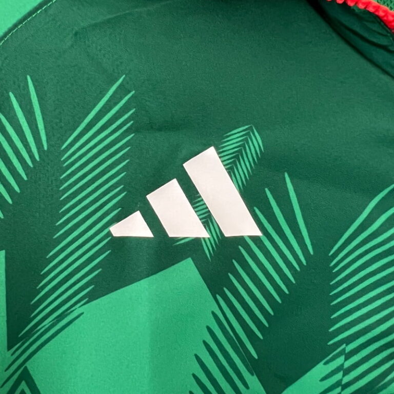 2022 Windbreaker Mexico - Image 2