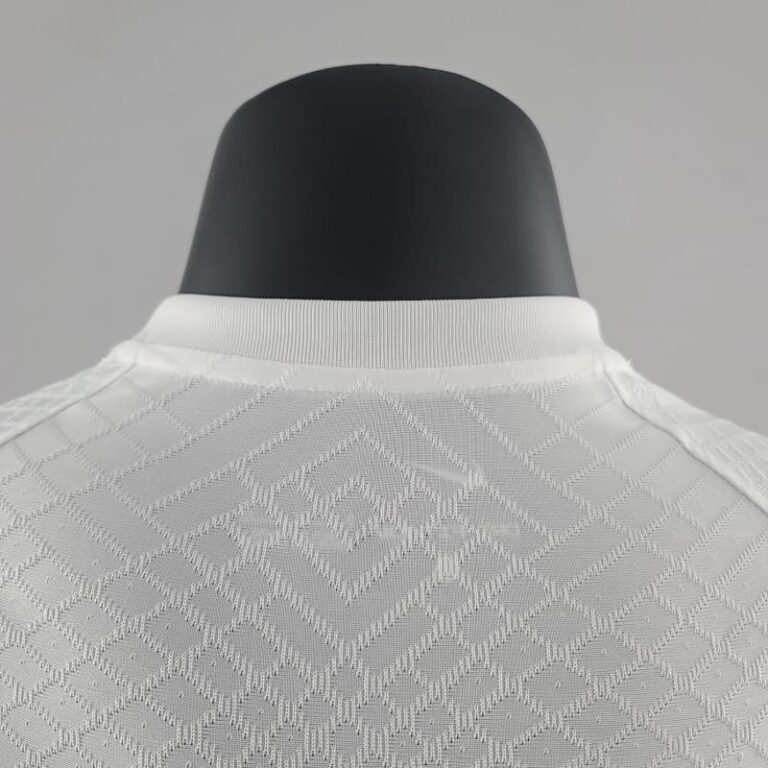 2022 player Version White Portugal Special Edition - Image 4