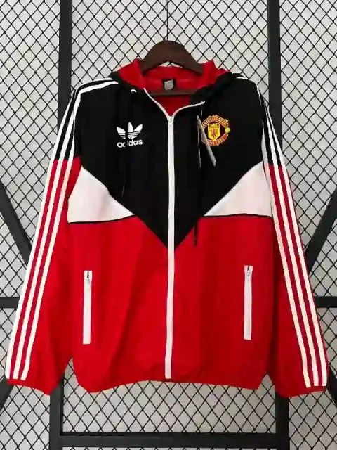 23/24 Windbreaker Manchester United