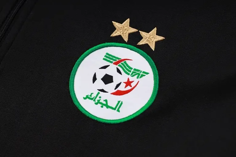 23-24 Algeria Half Zipper Long Sleeved Black Training Suit - Image 3