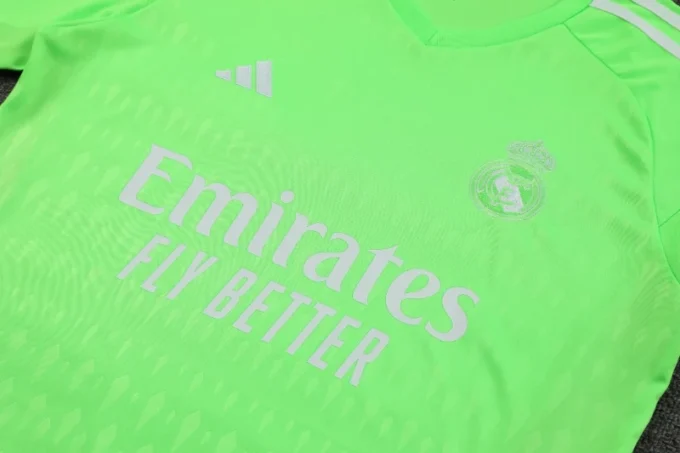 23/24 Real Madrid Goalkeeper Soccer Jersey - Image 2