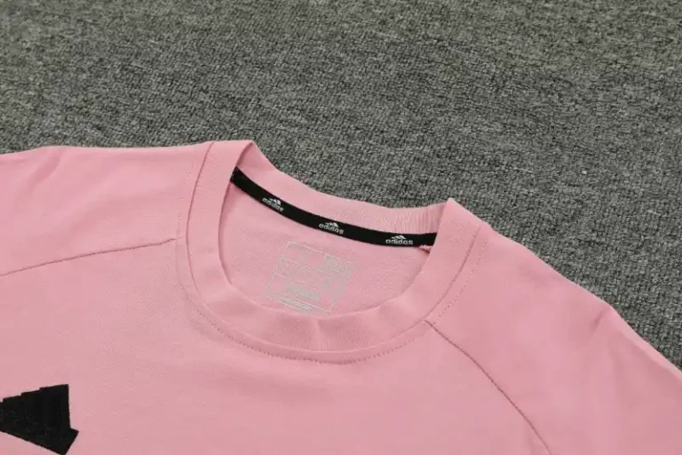 24/25 Inter Miami Pink Training Suit - Image 3