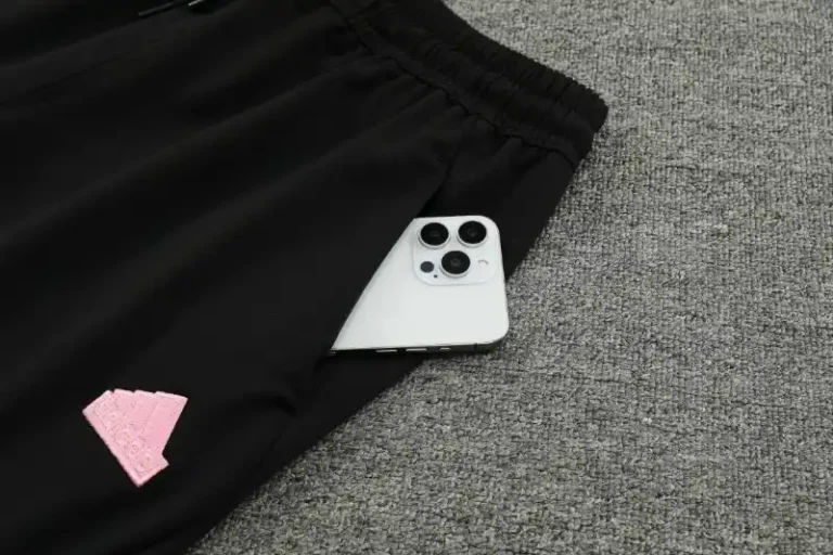 24/25 Inter Miami Pink Training Suit - Image 4