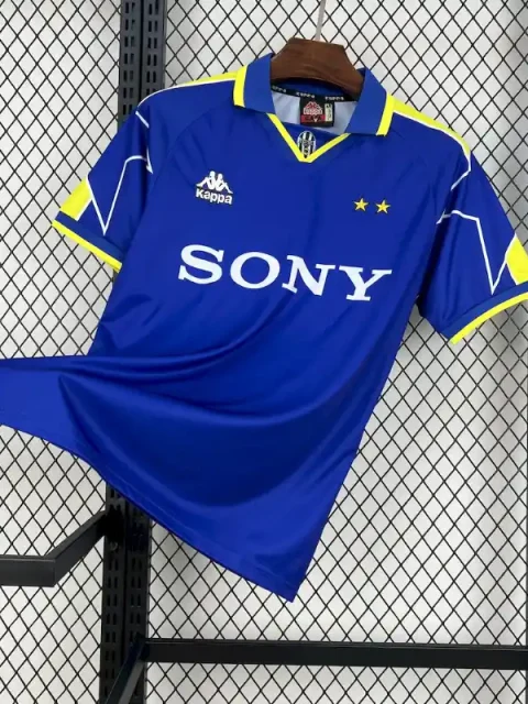 Retro 1996-97 Juventus Soccer Jersey Away