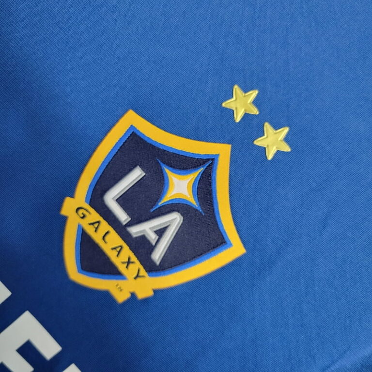 Retro 2011-12 LA Galaxy Soccer Jersey - Image 3