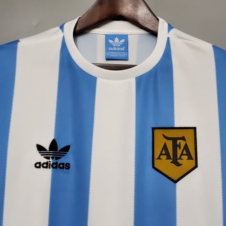 Retro 1978 Argentina Soccer Jersey Home - Image 4