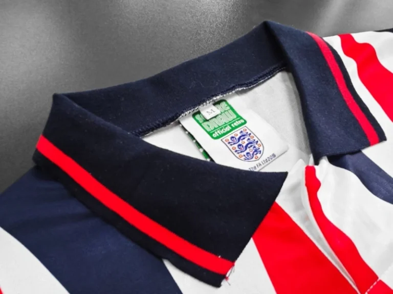 Retro 1992 England Soccer Jersey Home - Image 3