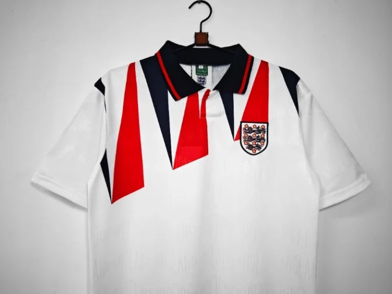 Retro 1992 England Soccer Jersey Home - Image 5