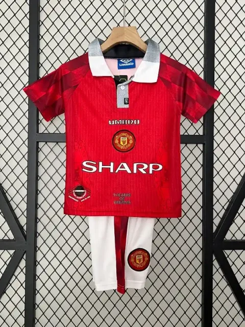 Retro 1996-97 Kids Manchester United Soccer Jersey Home
