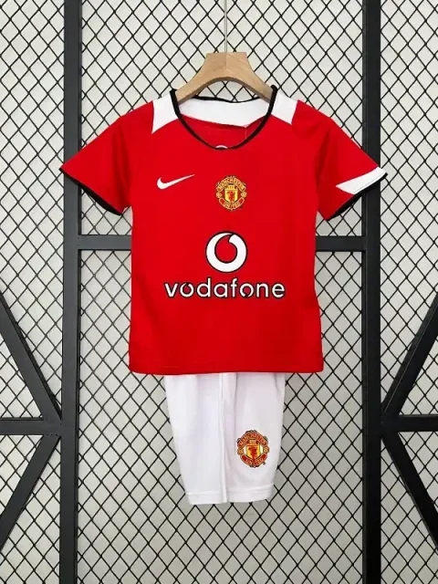 Retro 2005-06 Kids Manchester United Soccer Jersey Home