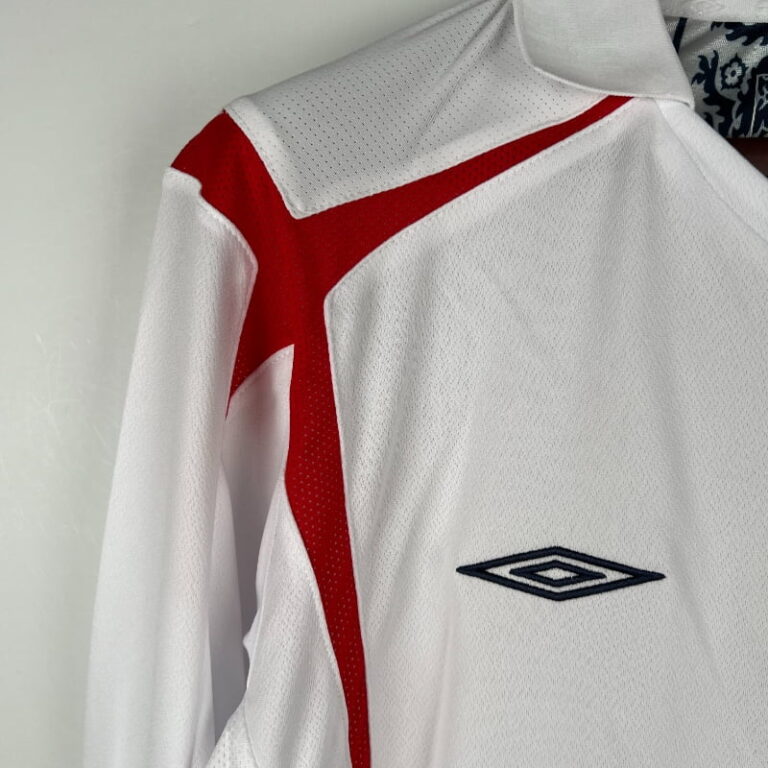 Retro 2006 Long Sleeve England Soccer Jersey Home - Image 5