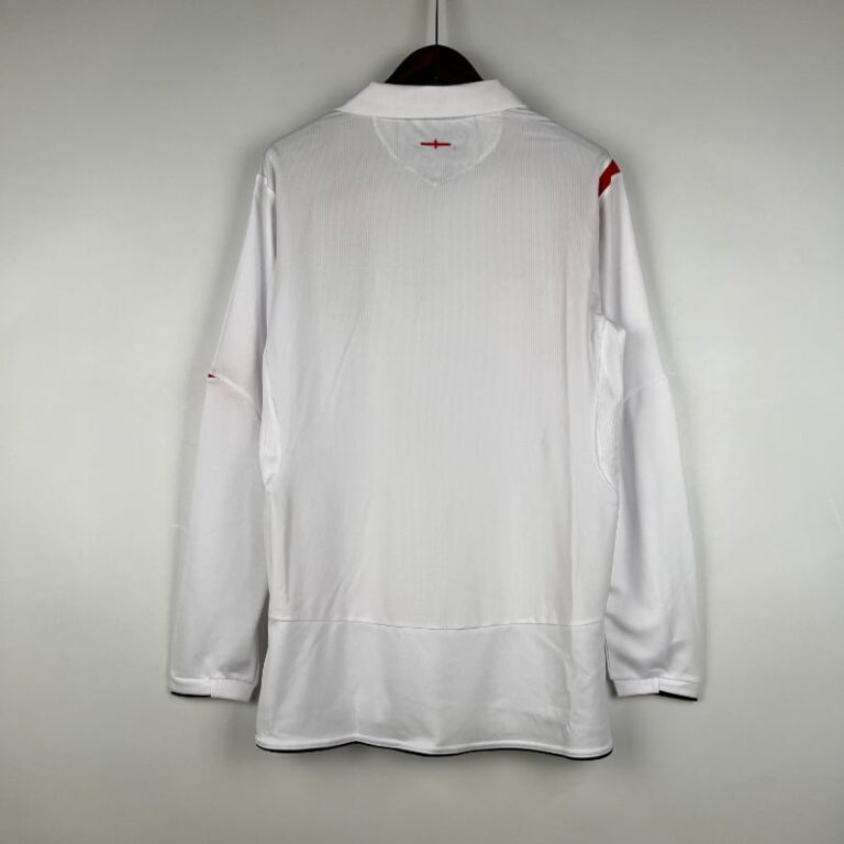 Retro 2006 Long Sleeve England Soccer Jersey Home - Image 10