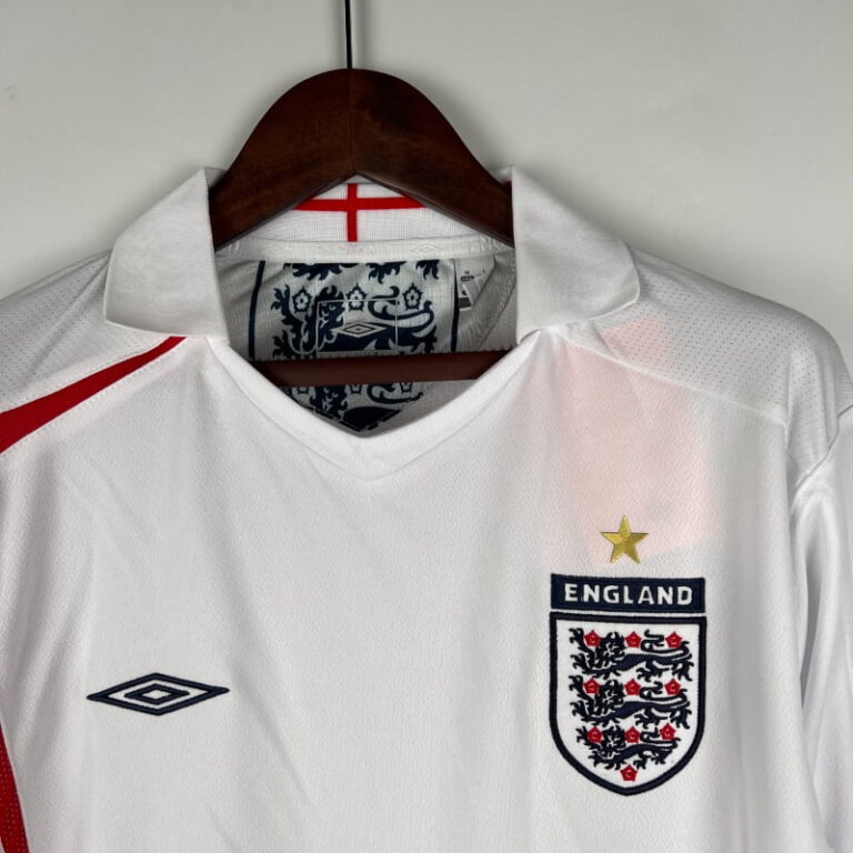 Retro 2006 Long Sleeve England Soccer Jersey Home - Image 4